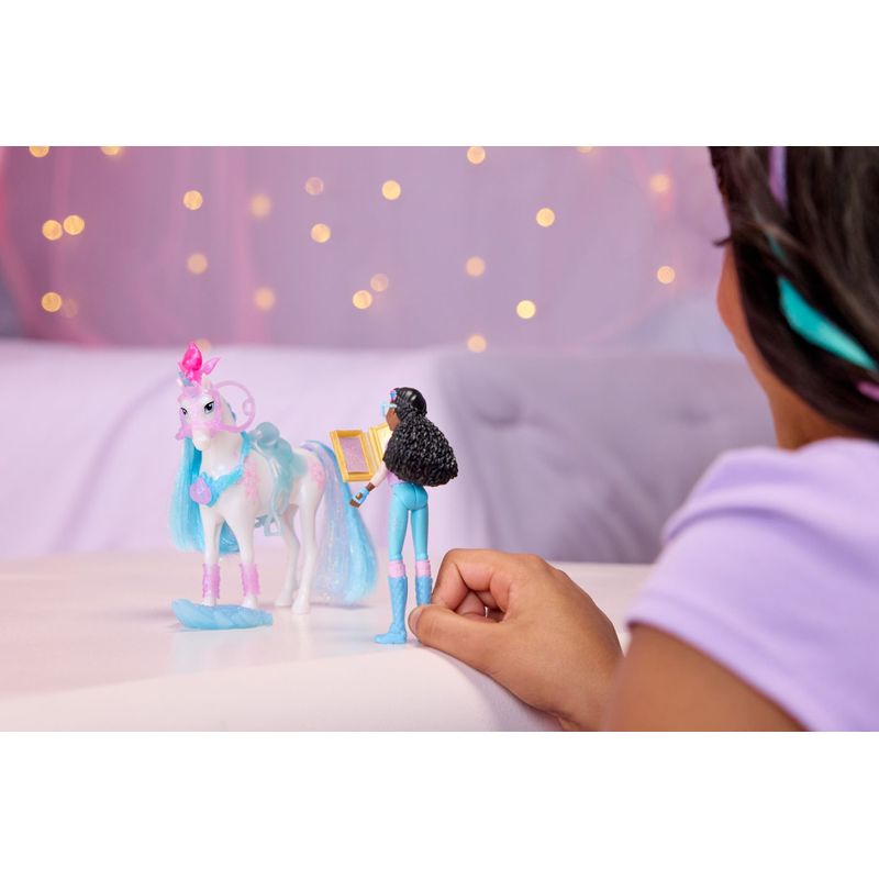 Jucarii, Copii si Bebe - Jucarii si jocuri - Figurine - Unicorn Academy Set aventura cu pietre pretioase a lui Glacier - Infinity.ro