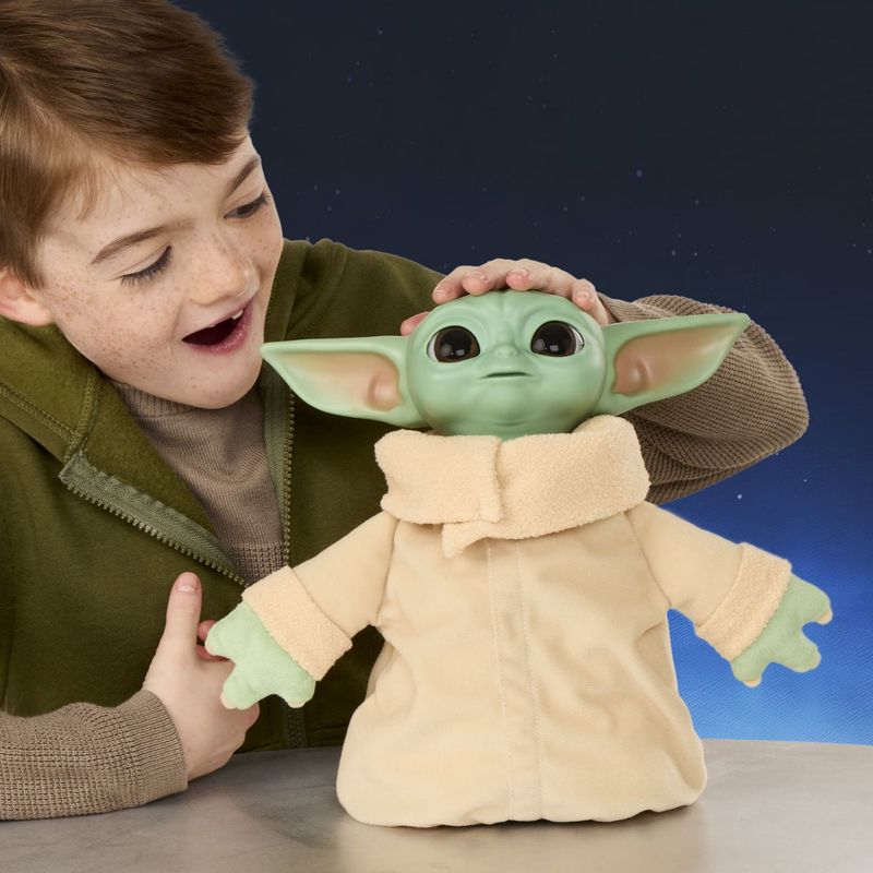Jucarii, Copii si Bebe - Jucarii si jocuri - Figurine - Star Wars madalorian si Grogu figurina interactiva Action Buddy Grogu cu sunete 25CM - Infinity.ro