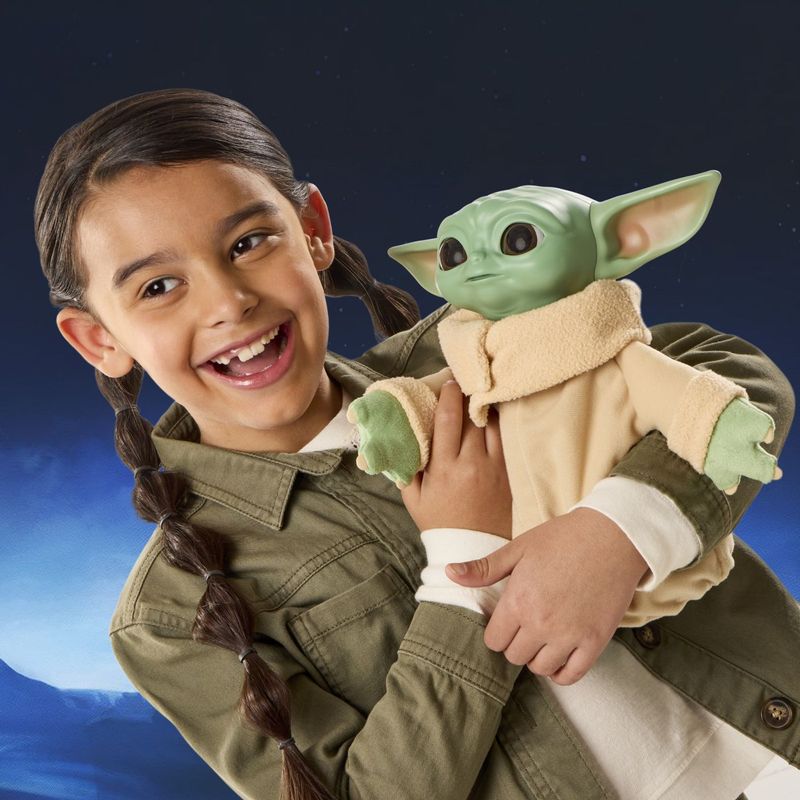 Jucarii, Copii si Bebe - Jucarii si jocuri - Figurine - Star Wars madalorian si Grogu figurina interactiva Action Buddy Grogu cu sunete 25CM - Infinity.ro