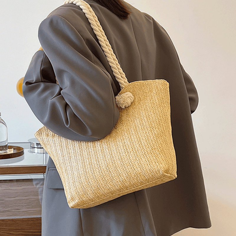 Fashion, accesorii si bijuterii - Femei - Accesorii femei - Genti si rucsacuri femei - Geanta de Plaja din Paie Impletita, Model Casual, Bej, 40x30x15 cm - Infinity.ro