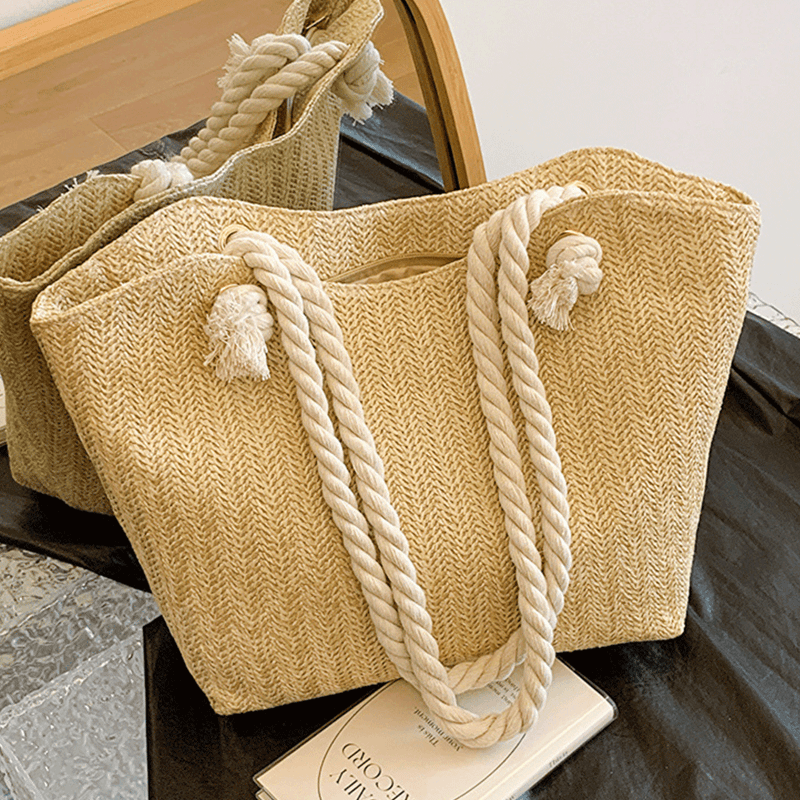 Fashion, accesorii si bijuterii - Femei - Accesorii femei - Genti si rucsacuri femei - Geanta de Plaja din Paie Impletita, Model Casual, Bej, 40x30x15 cm - Infinity.ro