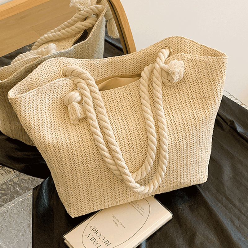 Fashion, accesorii si bijuterii - Femei - Accesorii femei - Genti si rucsacuri femei - Geanta de Plaja din Paie Impletita, Model Casual, Crem, 40x30x15 cm - Infinity.ro
