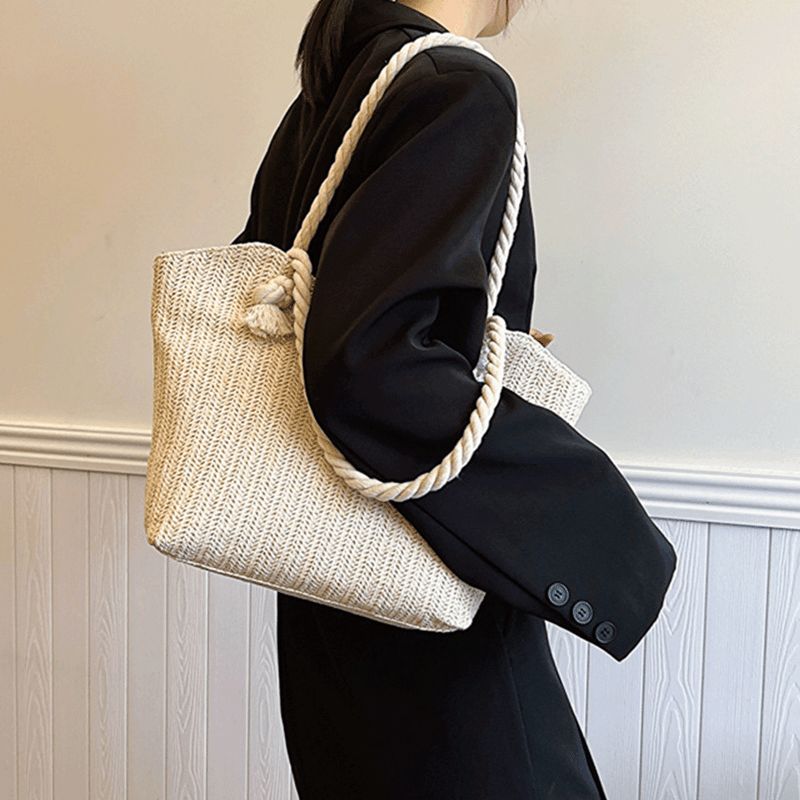 Fashion, accesorii si bijuterii - Femei - Accesorii femei - Genti si rucsacuri femei - Geanta de Plaja din Paie Impletita, Model Casual, Crem, 40x30x15 cm - Infinity.ro