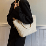 Fashion, accesorii si bijuterii - Femei - Accesorii femei - Genti si rucsacuri femei - Geanta de Plaja din Paie Impletita, Model Casual, Crem, 40x30x15 cm - Infinity.ro