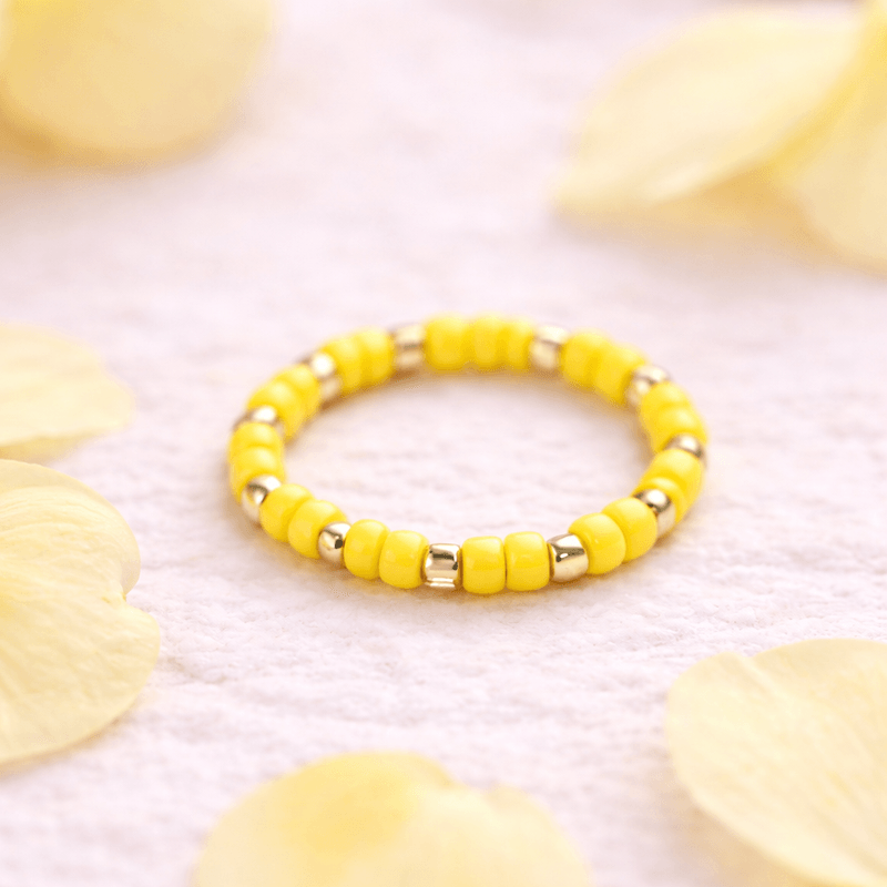 Fashion, accesorii si bijuterii - Femei - Bijuterii femei - Coliere femei - Inel flexibil din margele Crisalida, marime universala, Galben - Infinity.ro