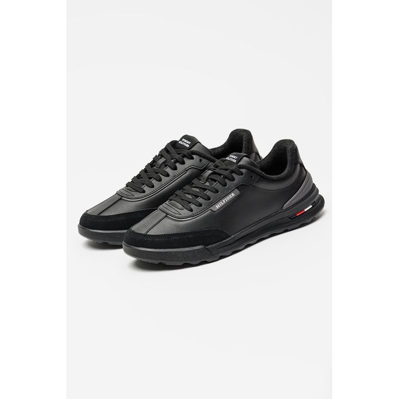 Fashion, accesorii si bijuterii - Barbati - Incaltaminte barbati - Sneakers si tenisi barbati - Pantofi sport Tommy Hilfiger Retro Runner FM0FM05721 Negru 42 EU - Infinity.ro