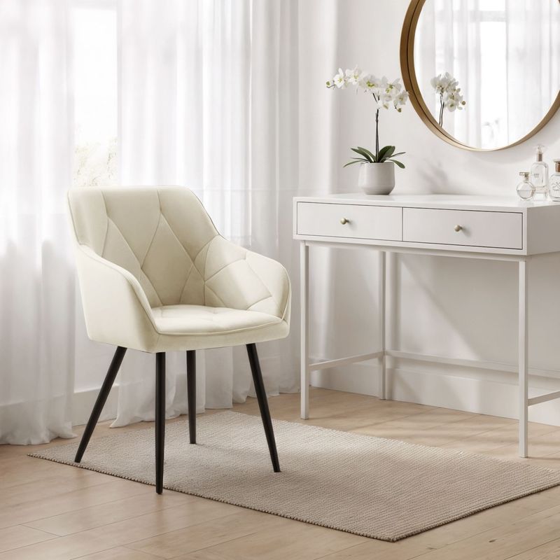 Casa si Gradina - Mobilier - Scaune si fotolii - Scaune - Set 2 scaune dining tapitate din catifea Diamante, 55x58x83 cm, maxim 120 kg, crem - Infinity.ro