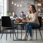 Casa si Gradina - Mobilier - Scaune si fotolii - Scaune - Set 4 scaune dining tapitate din catifea, capitonate Livo, 46x44x87 cm, maxim 130 kg, negru - Infinity.ro