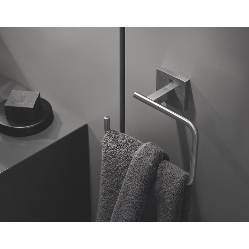Casa si Gradina - Sanitare - Suporturi si accesorii baie - Suporturi baie - Inel prosop Grohe 40975DC0, Start Cube, pe perete, 188 mm, metal, mat, otel satinat - Infinity.ro