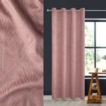 Casa si Gradina - Textile si covoare - Perdele si draperii - Perdele - Perdea decorativa Velvet, Roz Nude, Model Reliefat Frunze Tropicale, cu Inele, 140x260cm - Infinity.ro