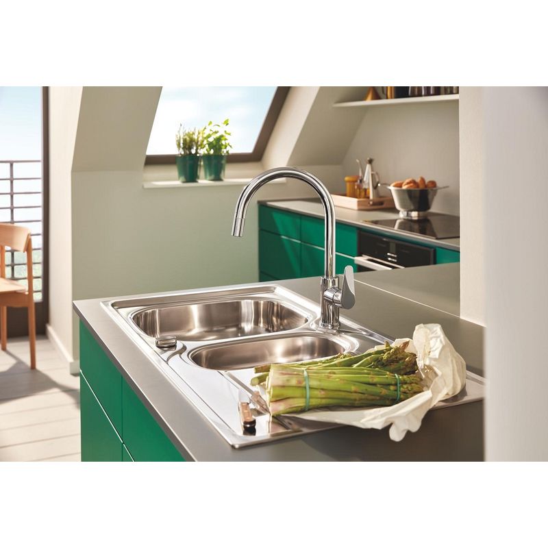 Casa si Gradina - Sanitare - Chiuveta bucatarie si accesorii - Baterii bucatarie - Baterie bucatarie Grohe 30547000, 0.8 bar, 357 mm, 215 mm, 1 orificii instalare, 1 sprayuri, 120 unghi pivotare, Crom - Infinity.ro