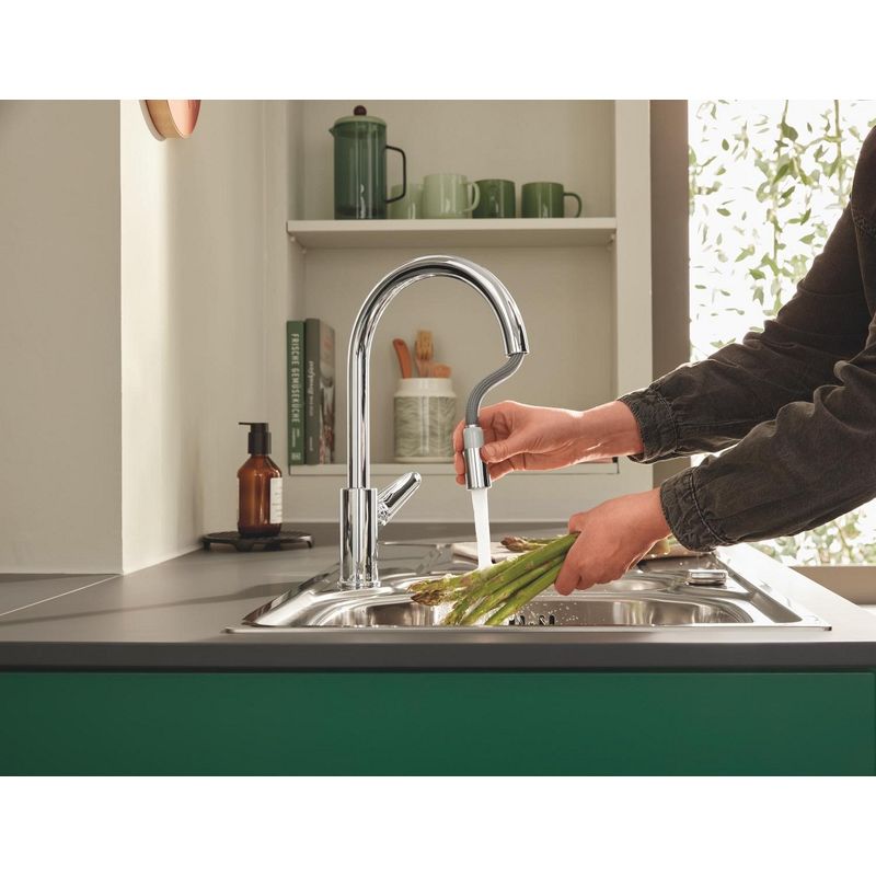 Casa si Gradina - Sanitare - Chiuveta bucatarie si accesorii - Baterii bucatarie - Baterie bucatarie Grohe 30547000, 0.8 bar, 357 mm, 215 mm, 1 orificii instalare, 1 sprayuri, 120 unghi pivotare, Crom - Infinity.ro
