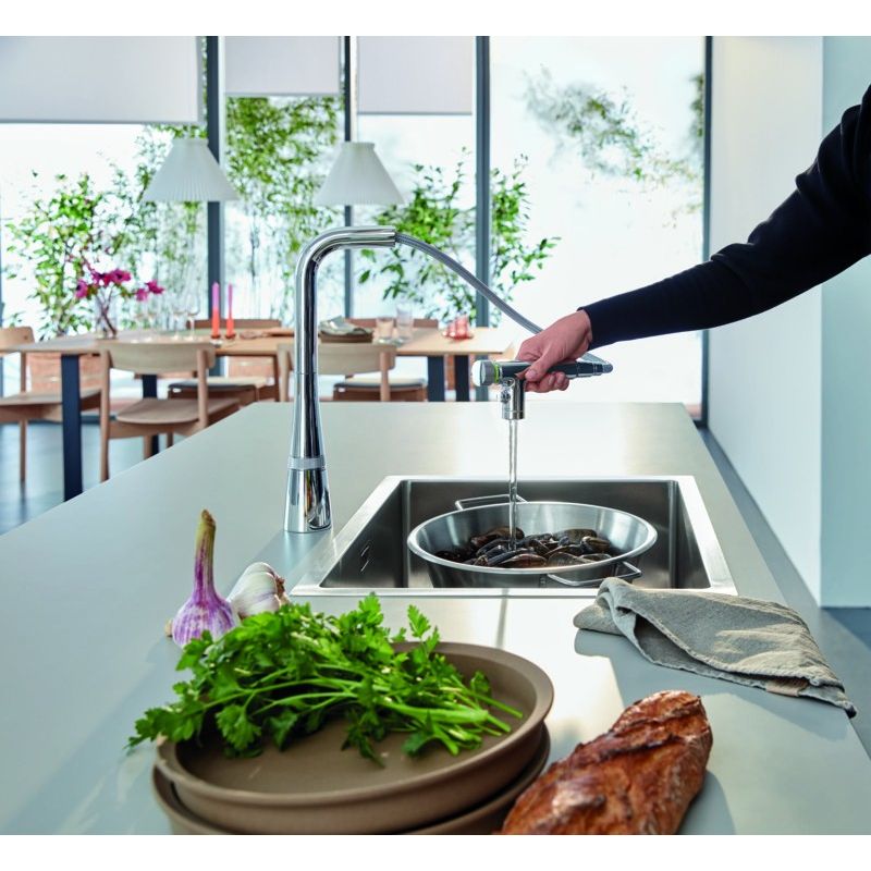 Casa si Gradina - Sanitare - Chiuveta bucatarie si accesorii - Baterii bucatarie - Baterie bucatarie Grohe 31886000, 1 bar, 376 mm, 200 mm, 1 orificii instalare, 2 sprayuri, 180 unghi pivotare, Crom - Infinity.ro