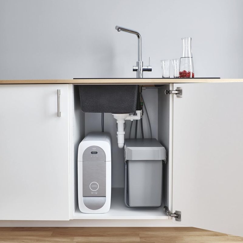 Casa si Gradina - Sanitare - Chiuveta bucatarie si accesorii - Baterii bucatarie - Baterie bucatarie Grohe 31927001, 1 bar, 378 mm, 221 mm, 1 orificii instalare, 3 sprayuri, 180 unghi pivotare, Crom - Infinity.ro