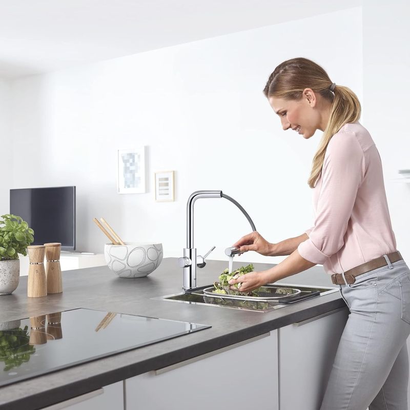 Casa si Gradina - Sanitare - Chiuveta bucatarie si accesorii - Baterii bucatarie - Baterie bucatarie Grohe 31927001, 1 bar, 378 mm, 221 mm, 1 orificii instalare, 3 sprayuri, 180 unghi pivotare, Crom - Infinity.ro