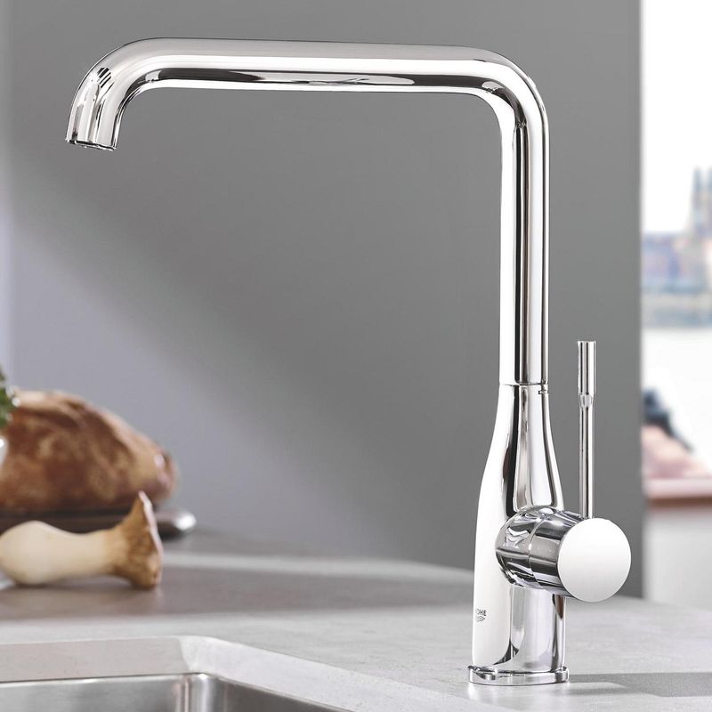 Casa si Gradina - Sanitare - Chiuveta bucatarie si accesorii - Baterii bucatarie - Baterie bucatarie Grohe 30505000, 1 bar, 300 mm, 220 mm, 1 orificii instalare, 1 sprayuri, 360 unghi pivotare, Crom - Infinity.ro