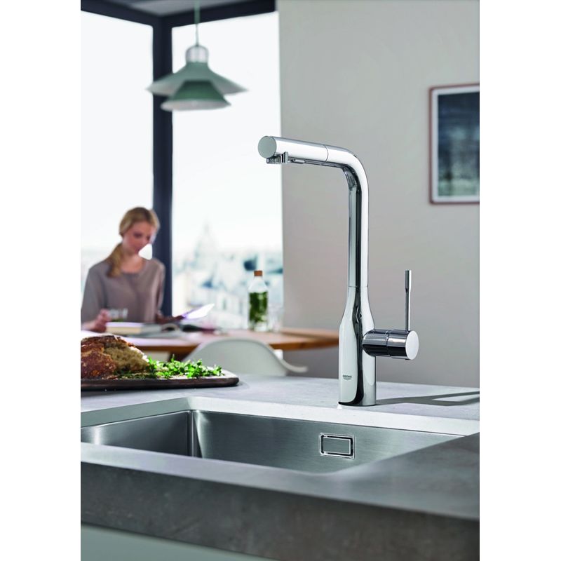 Casa si Gradina - Sanitare - Chiuveta bucatarie si accesorii - Baterii bucatarie - Baterie bucatarie Grohe 30504000, 1 bar, 348 mm, 204 mm, 1 orificii instalare, 2 sprayuri, 180 unghi pivotare, Crom - Infinity.ro