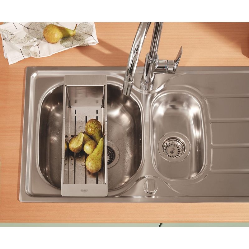 Casa si Gradina - Sanitare - Chiuveta bucatarie si accesorii - Baterii bucatarie - Baterie bucatarie Grohe 30550000, 1 bar, 357 mm, 215 mm, 1 orificii instalare, 1 sprayuri, 180 unghi pivotare, Crom - Infinity.ro