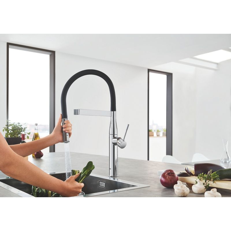 Casa si Gradina - Sanitare - Chiuveta bucatarie si accesorii - Baterii bucatarie - Baterie de bucatarie Grohe 30503000, 1 bar, 530 mm, 240 mm, 1 orificii instalare, 2 sprayuri, 360 unghi pivotare, Crom - Infinity.ro