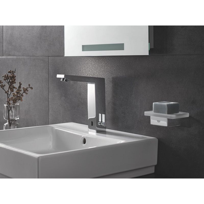 Casa si Gradina - Sanitare - Lavoar baie si accesorii - Baterii sanitare - Baterie lavoar cu senzor Grohe 36440000, 1 bar, 225 mm, 189 mm, 380 mm, 7 programe, 1 orificii instalare, Crom - Infinity.ro