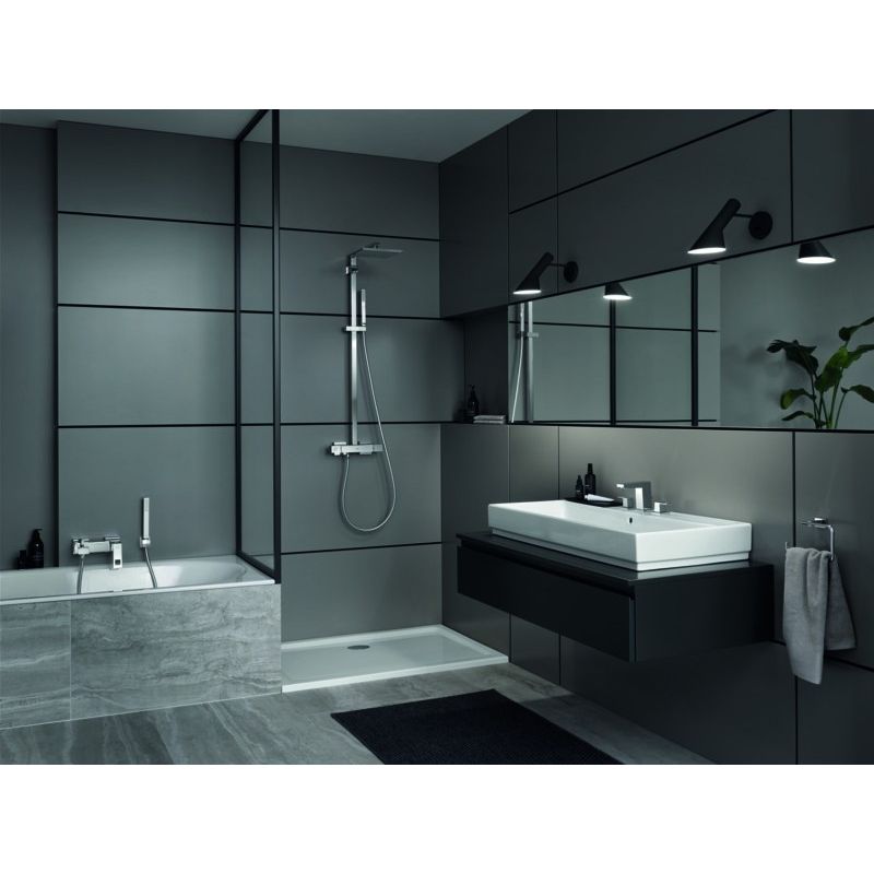 Casa si Gradina - Sanitare - Cazi si cabine de dus - Coloane si seturi de dus - Para de dus Grohe 26885000, 25 mm, 216 mm, 1 functii, 1/2 racord, sistem anticalcar, universal, Crom - Infinity.ro