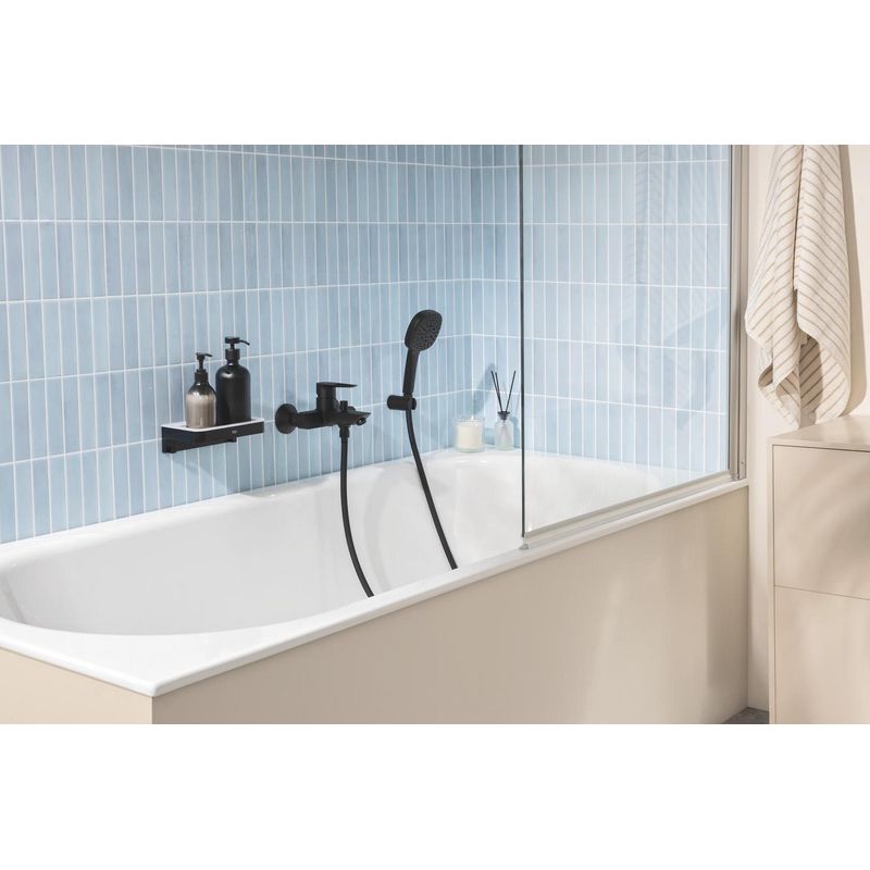 Casa si Gradina - Sanitare - Cazi si cabine de dus - Coloane si seturi de dus - Para dus Grohe 260312431, 110 mm, 7.4 l/min, 240 mm, 3 functii, 1/2 racord, sistem anticalcar, Negru - Infinity.ro
