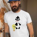 Fashion, accesorii si bijuterii - Barbati - Imbracaminte - Tricouri si bluze barbati - Tricou Barbati Tweety Sylvester Scutec, alb, marime S - Infinity.ro