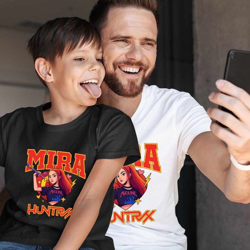 Fashion, accesorii si bijuterii - Barbati - Imbracaminte - Tricouri si bluze barbati - Tricou Barbati Huntrix Mira Avoline Kpop, negru, marime M - Infinity.ro