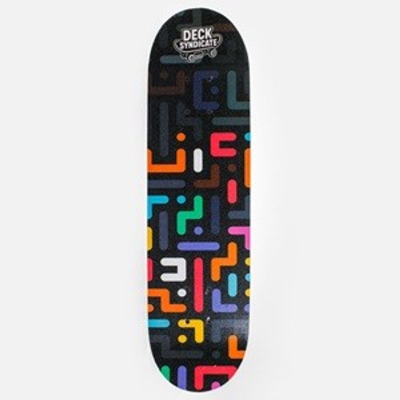 Sport si Outdoor - Role, trotinete si skateboard - Placi de rulat - Skateboard - Skateboard Negru cu Model Labirint, 71x19,5 cm - Infinity.ro