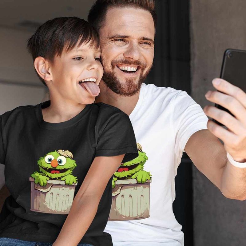 Fashion, accesorii si bijuterii - Barbati - Imbracaminte - Tricouri si bluze barbati - Tricou Barbati The Muppets Oscar Grouch, negru, marime 3XL - Infinity.ro