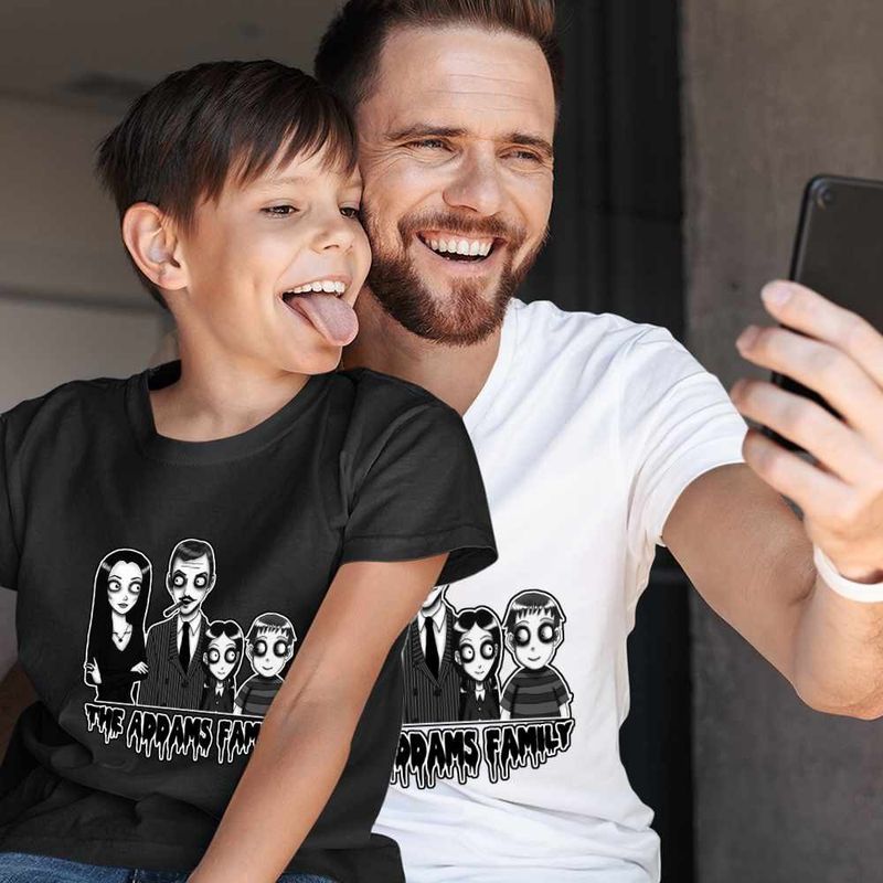 Fashion, accesorii si bijuterii - Barbati - Imbracaminte - Tricouri si bluze barbati - Tricou Barbati Familia Addams Mormantul Vesel Horror Halloween Morticia, negru, marime XL - Infinity.ro