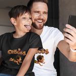 Fashion, accesorii si bijuterii - Barbati - Imbracaminte - Tricouri si bluze barbati - Tricou Barbati The Croods Bebelus Epoca de Piatra Familia Crood, negru, marime M - Infinity.ro