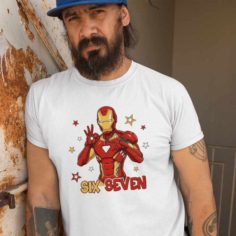 Fashion, accesorii si bijuterii - Barbati - Imbracaminte - Tricouri si bluze barbati - Tricou Barbati Six Seven Iron Man 67 Marvel Superhero, alb, marime 2XL - Infinity.ro