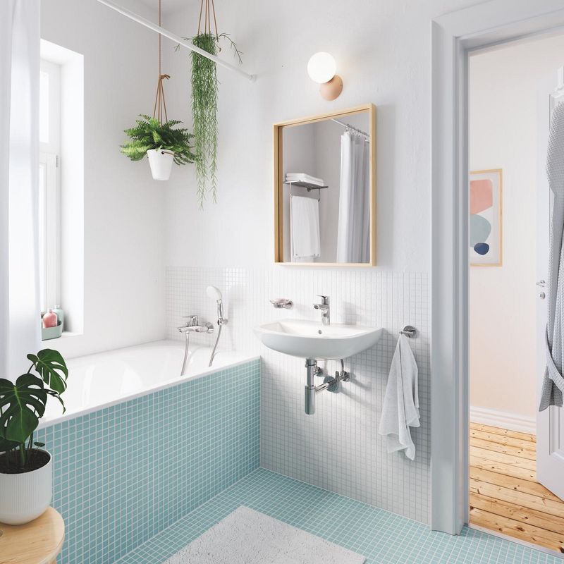 Casa si Gradina - Sanitare - Suporturi si accesorii baie - Suporturi baie - Savoniera Grohe 41193000, 125 mm, 2 orificii instalare, pe perete, sticla, metal, elemente fixare ascunse, Crom - Infinity.ro