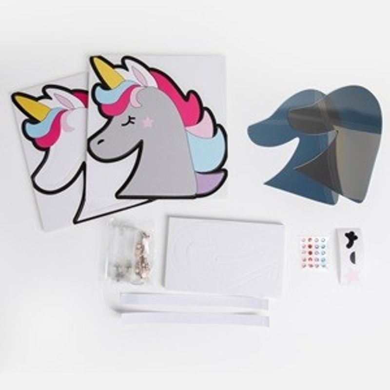 Casa si Gradina - Corpuri si surse de iluminat - Veioze si lampi - Lampi de veghe copii - Lampa Oglinda Infinity Unicorn, Lemn, Multicolor, LED - Infinity.ro