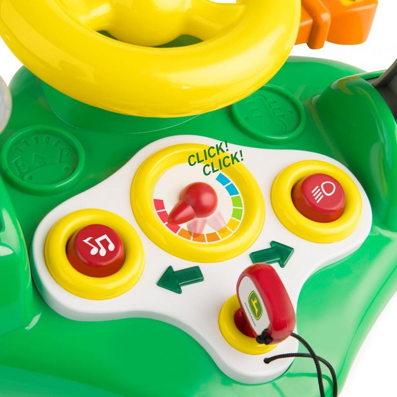 Jucarii, Copii si Bebe - Jucarii si jocuri - Jucarii bebelusi - Jucarii interactive bebelusi - Jucarie interactiva John Deere - Volan cu lumini si sunete - Infinity.ro