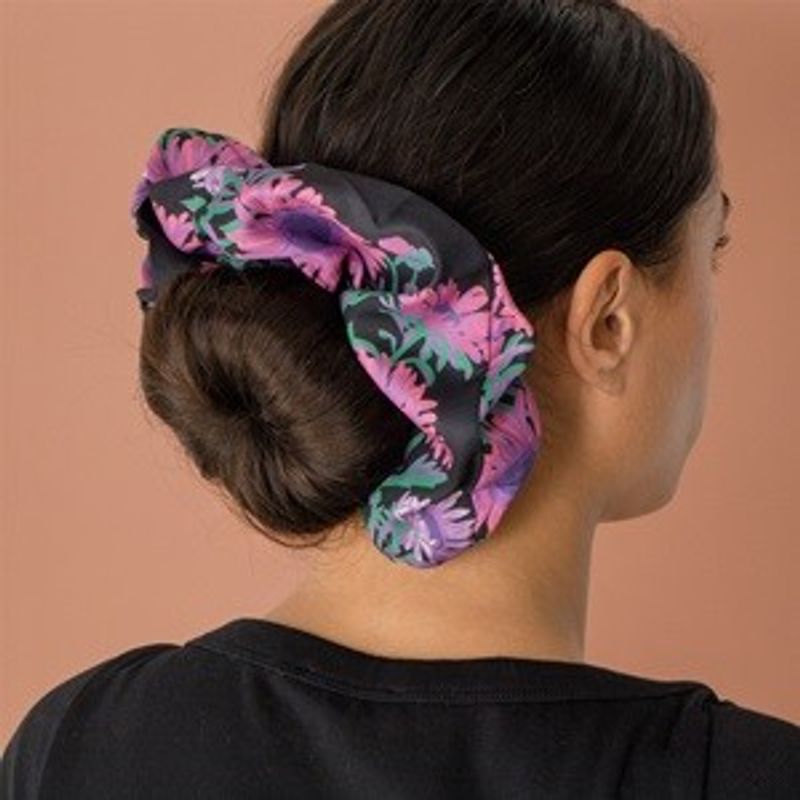Fashion, accesorii si bijuterii - Femei - Accesorii femei - Accesorii pentru par femei - Scrunchie din material textil, XXL, Negru cu model floral - Infinity.ro