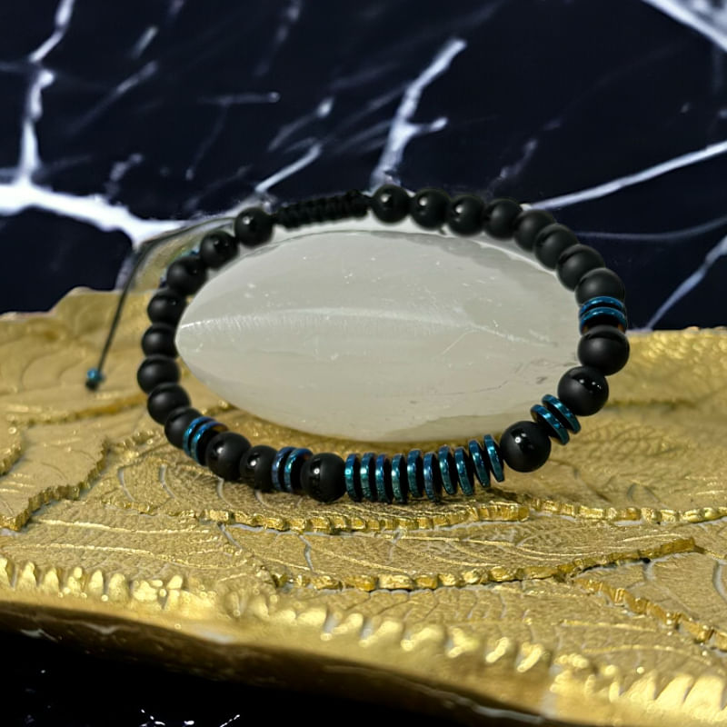 Fashion, accesorii si bijuterii - Barbati - Bijuterii barbati - Bratari barbati - Bratara barbati snur Jude din cristale de Agat si Hematit - Infinity.ro