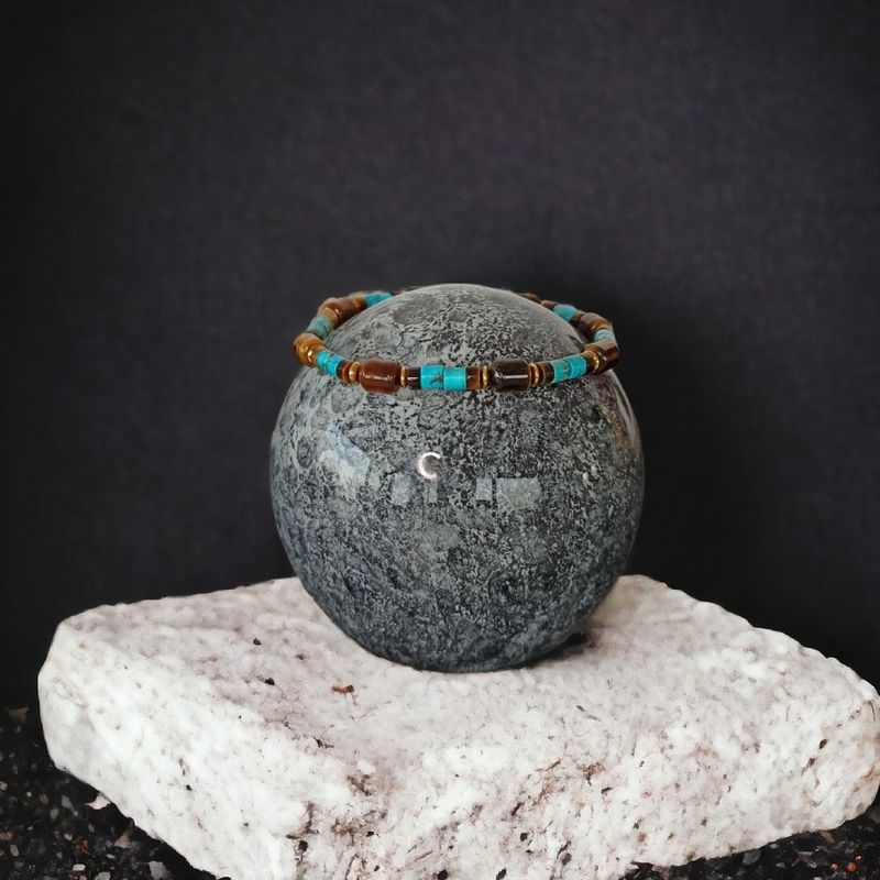 Fashion, accesorii si bijuterii - Barbati - Bijuterii barbati - Bratari barbati - Bratara barbati Kaanan din cristale de Ochi de Tigru si Sediment Marin de Jasp Turcoaz - Infinity.ro
