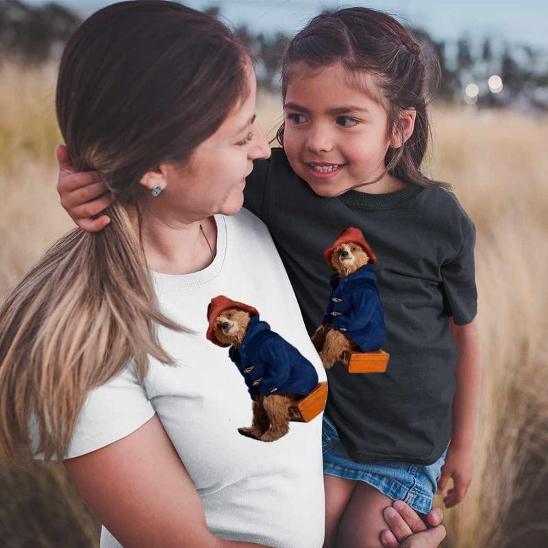 Fashion, accesorii si bijuterii - Femei - Imbracaminte femei - Tricouri si topuri femei - Tricou Femei Paddington Urs Politicos, negru, marime S - Infinity.ro