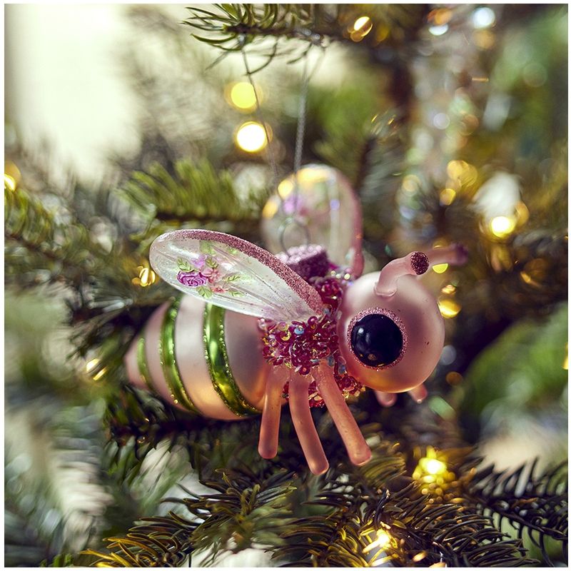 Casa si Gradina - Decoratiuni - Decoratiuni de sezon - Set 2 ornamente brad Insecta cu paiete si sclipici, 8 cm, roz - Infinity.ro