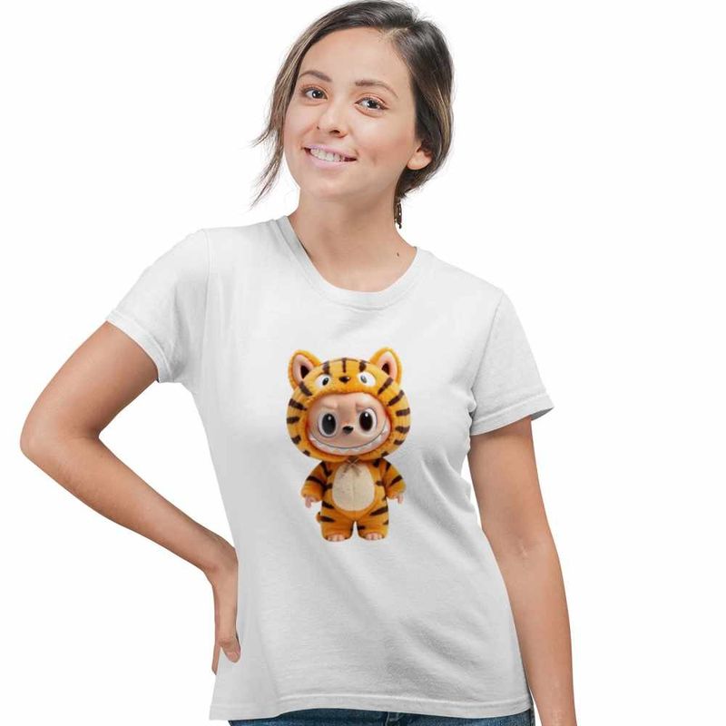 Fashion, accesorii si bijuterii - Femei - Imbracaminte femei - Tricouri si topuri femei - Tricou Femei Labubu Tigru Jungla, alb, marime M - Infinity.ro