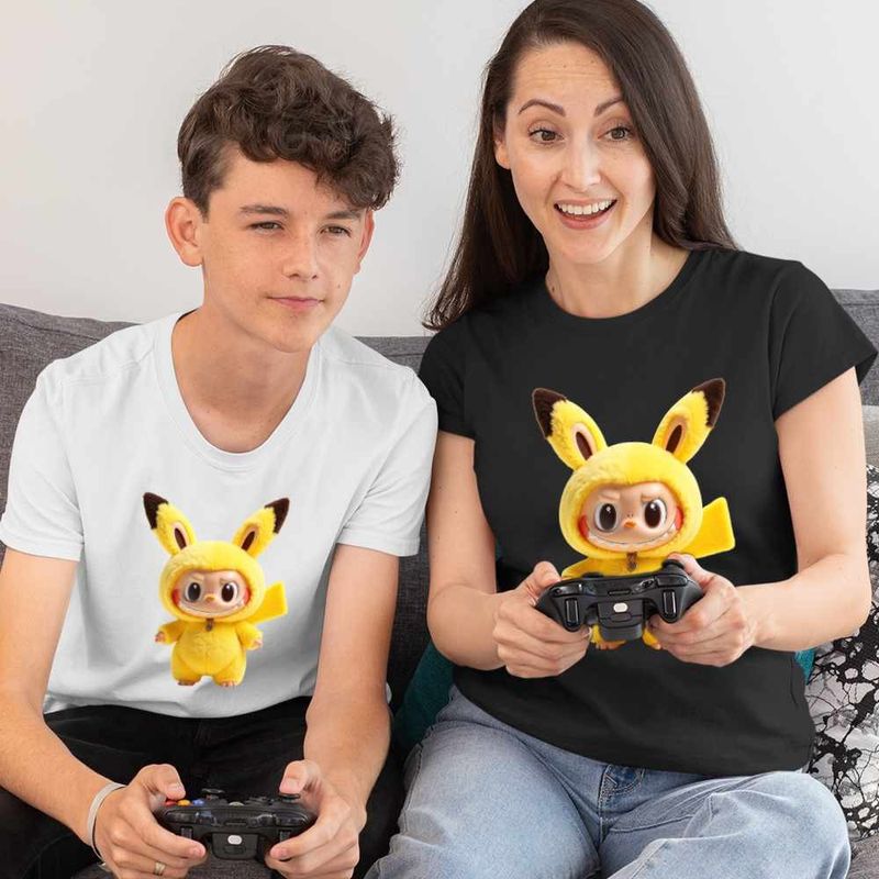 Fashion, accesorii si bijuterii - Femei - Imbracaminte femei - Tricouri si topuri femei - Tricou Femei Labubu Pikachu Pokemon, alb, marime L - Infinity.ro