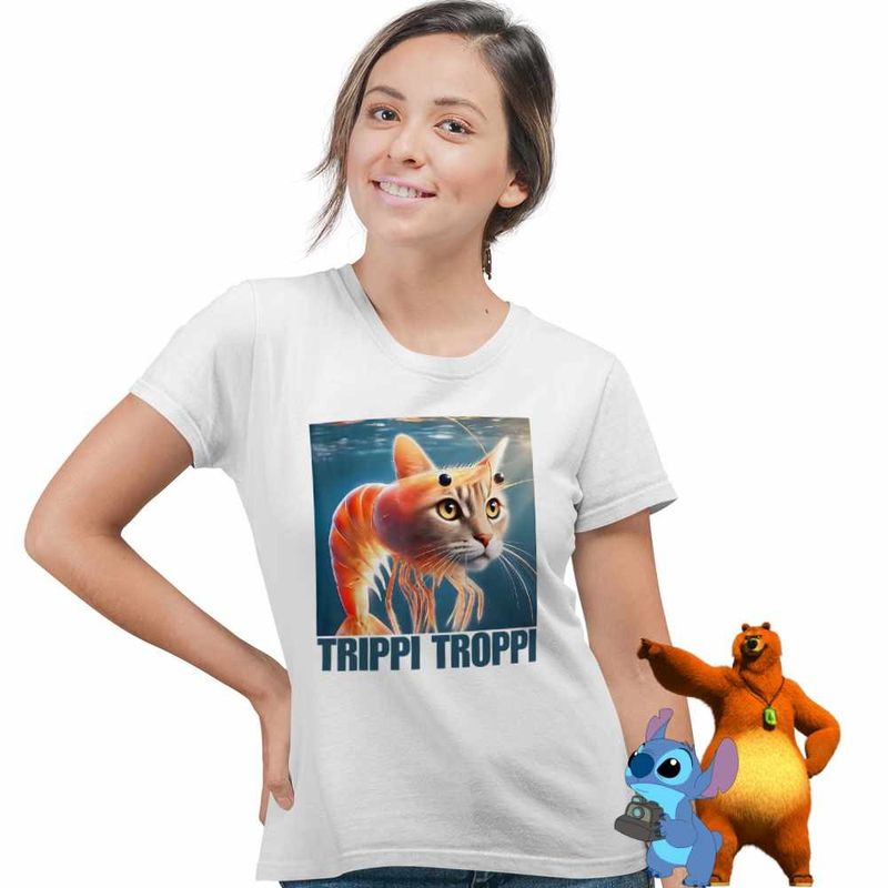 Fashion, accesorii si bijuterii - Femei - Imbracaminte femei - Tricouri si topuri femei - Tricou Femei Trippi Troppi  Italian Meme Brainrot Brain Rot, alb, marime L - Infinity.ro