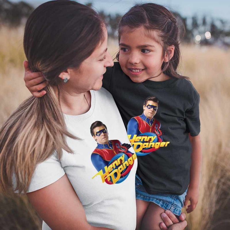 Fashion, accesorii si bijuterii - Femei - Imbracaminte femei - Tricouri si topuri femei - Tricou Femei Henry Danger Actiune, negru, marime XL - Infinity.ro