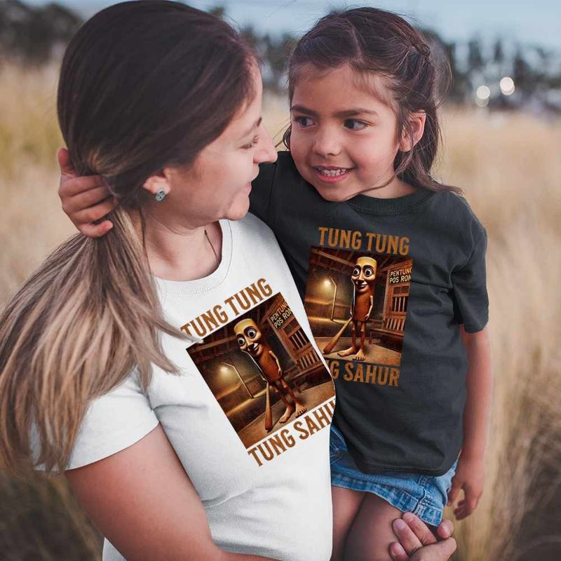Fashion, accesorii si bijuterii - Femei - Imbracaminte femei - Tricouri si topuri femei - Tricou Femei Tung Tung Tung Sahur Brainrot Meme, negru, marime M - Infinity.ro