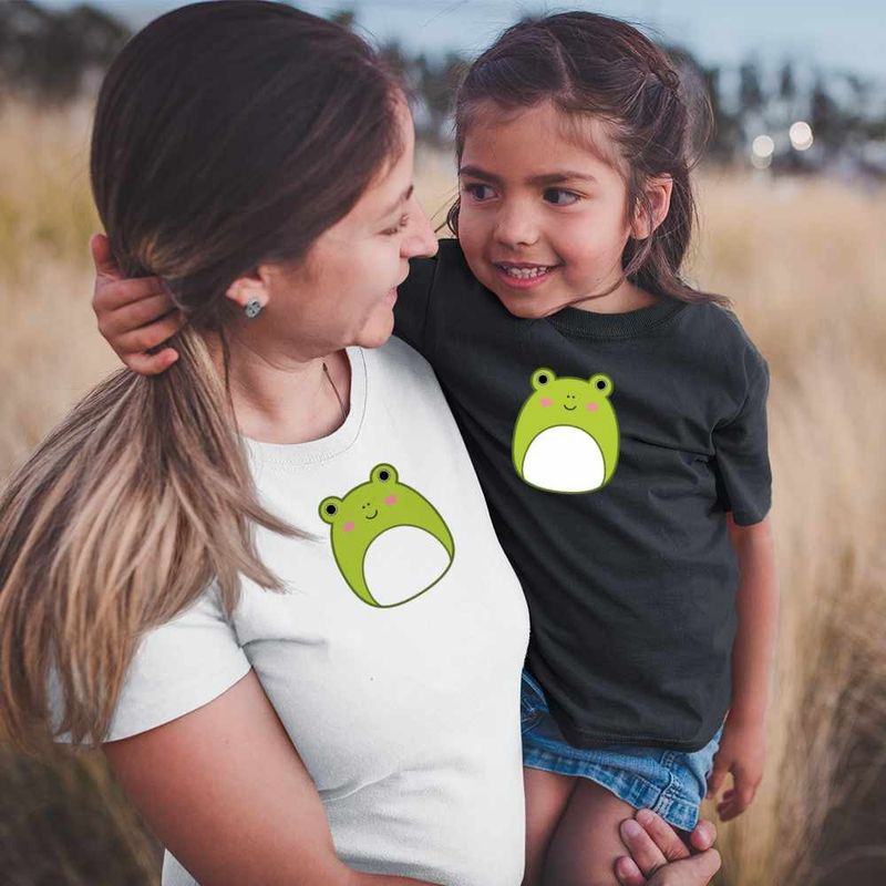 Fashion, accesorii si bijuterii - Femei - Imbracaminte femei - Tricouri si topuri femei - Tricou Femei Squish mallows Broscuta Broasca, negru, marime M - Infinity.ro