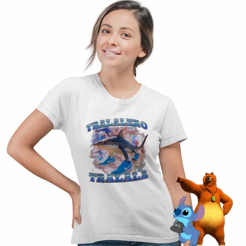Fashion, accesorii si bijuterii - Femei - Imbracaminte femei - Tricouri si topuri femei - Tricou Femei Italian Meme Tralalero Brainrot, alb, marime 3XL - Infinity.ro