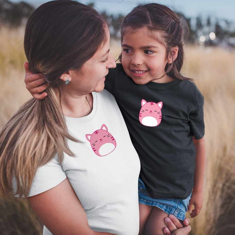 Fashion, accesorii si bijuterii - Femei - Imbracaminte femei - Tricouri si topuri femei - Tricou Femei Squishmallows Pisica Adorable, negru, marime S - Infinity.ro