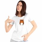 Fashion, accesorii si bijuterii - Femei - Imbracaminte femei - Tricouri si topuri femei - Tricou Femei Squishmallows Tigru Jungla Tigroaica, alb, marime L - Infinity.ro